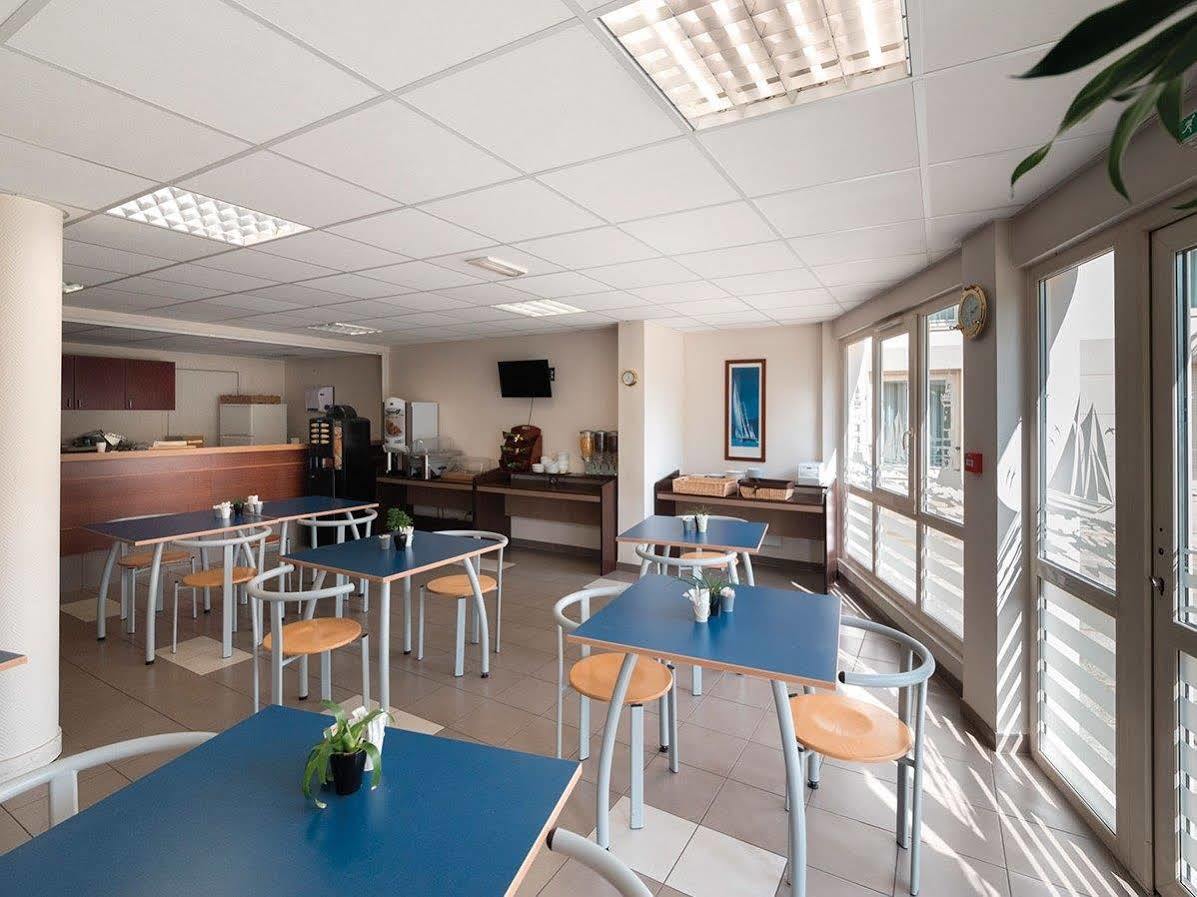 Appart'City Poissy Buitenkant foto